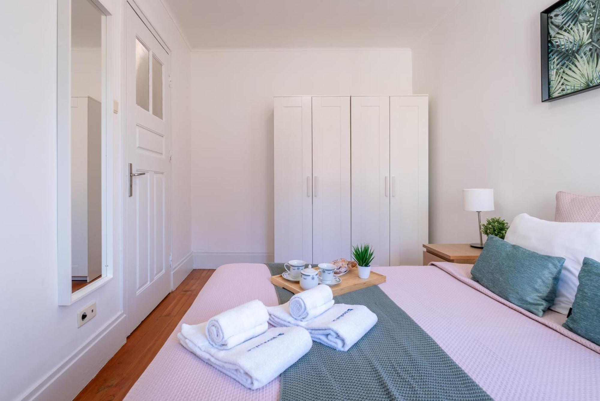 Host Wise - Spacious Comfortable Apartment - Balcony ปอร์โต ภายนอก รูปภาพ